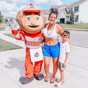 Meet your Posher, Becca